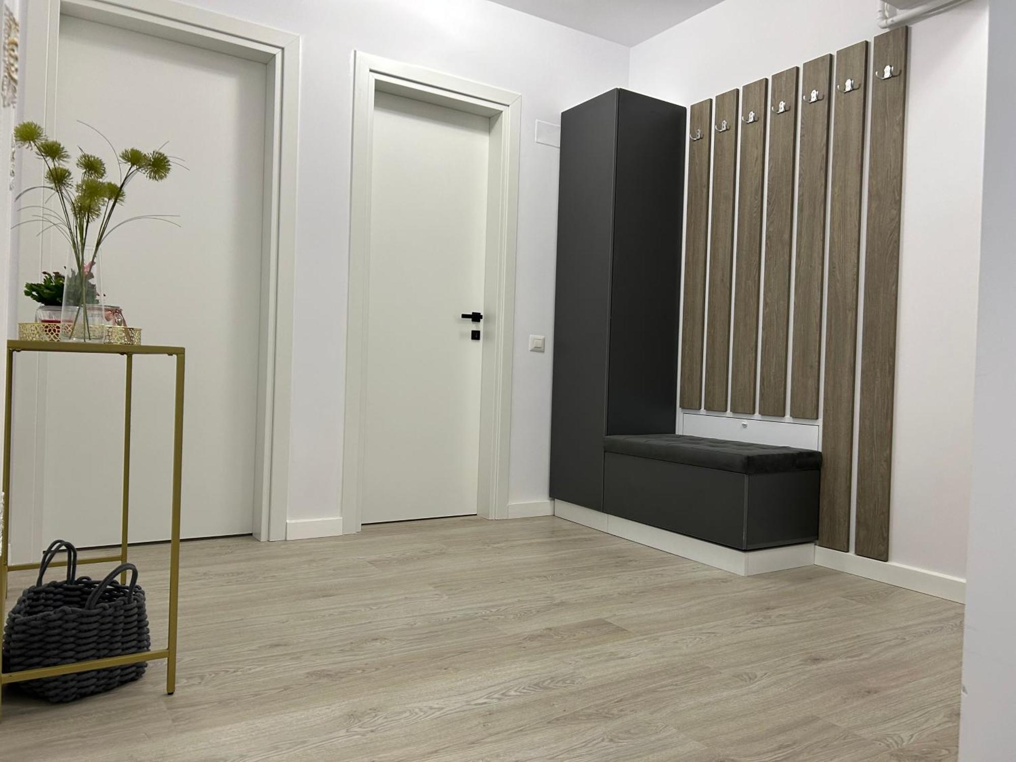 Apartament Raira Craiova Eksteriør billede